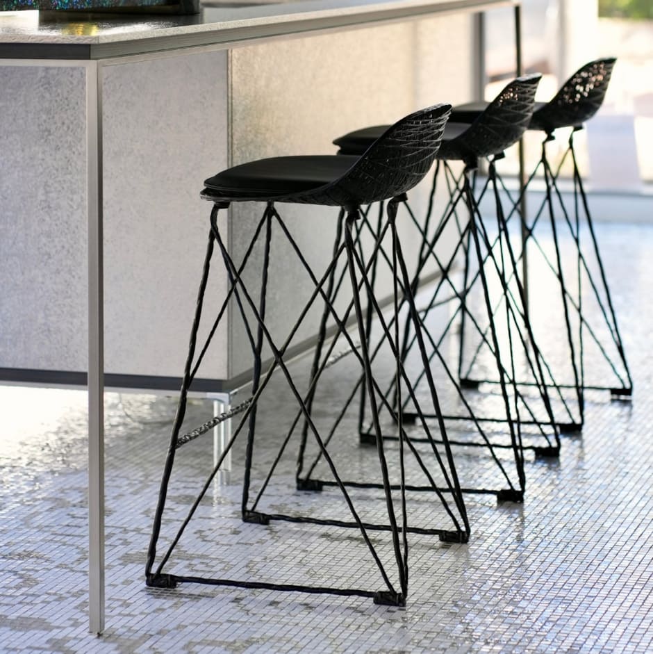 トーヨーキッチンスタイル　moooi モーイ　椅子　スツール　　カーボンバースツール